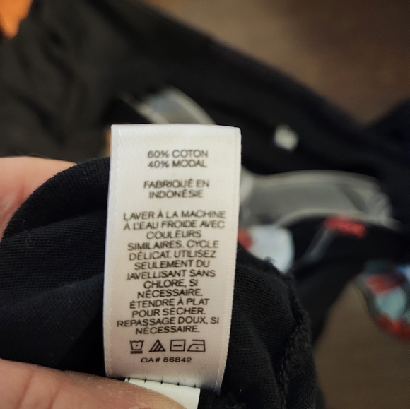 EXPRESS ONE ELEVEN Black with Lace on Front & Back Short Sleeve T-Shirt Size S/P - Picture 7 of 7